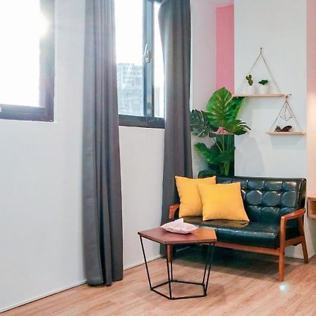 Sleepier Multi-Minsu Tainan Appartement Buitenkant foto